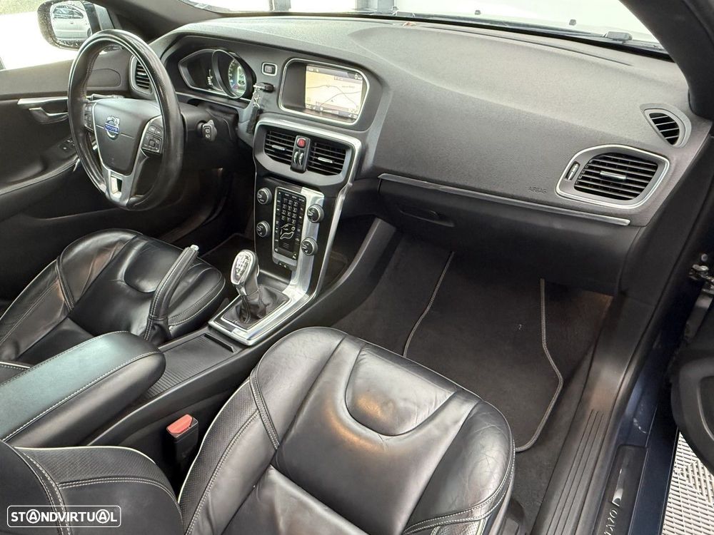 Volvo V40 1.6 D2 R-Design Momentum - 19