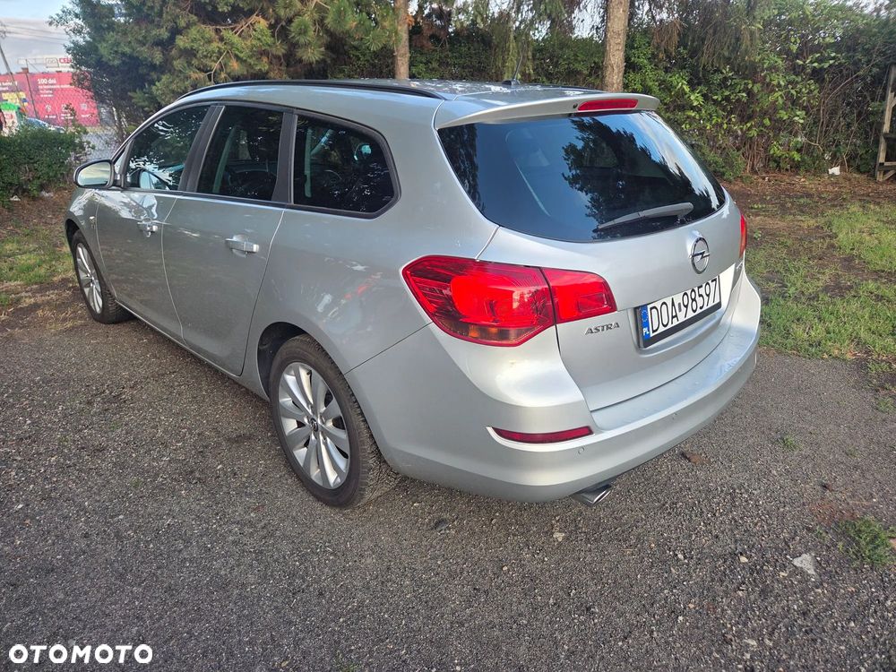 Opel Astra 1.4 Turbo ecoFLEX Start/Stop 150 Jahre - 3