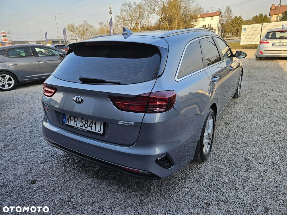 Kia Ceed 1.6 CRDi SCR L Business Line - 17