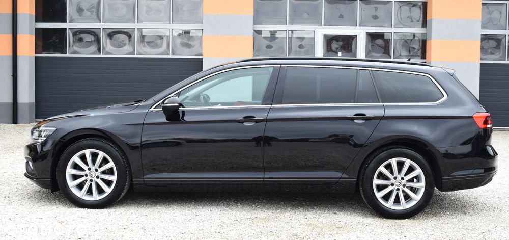 Volkswagen Passat 2.0 TDI Elegance DSG - 14