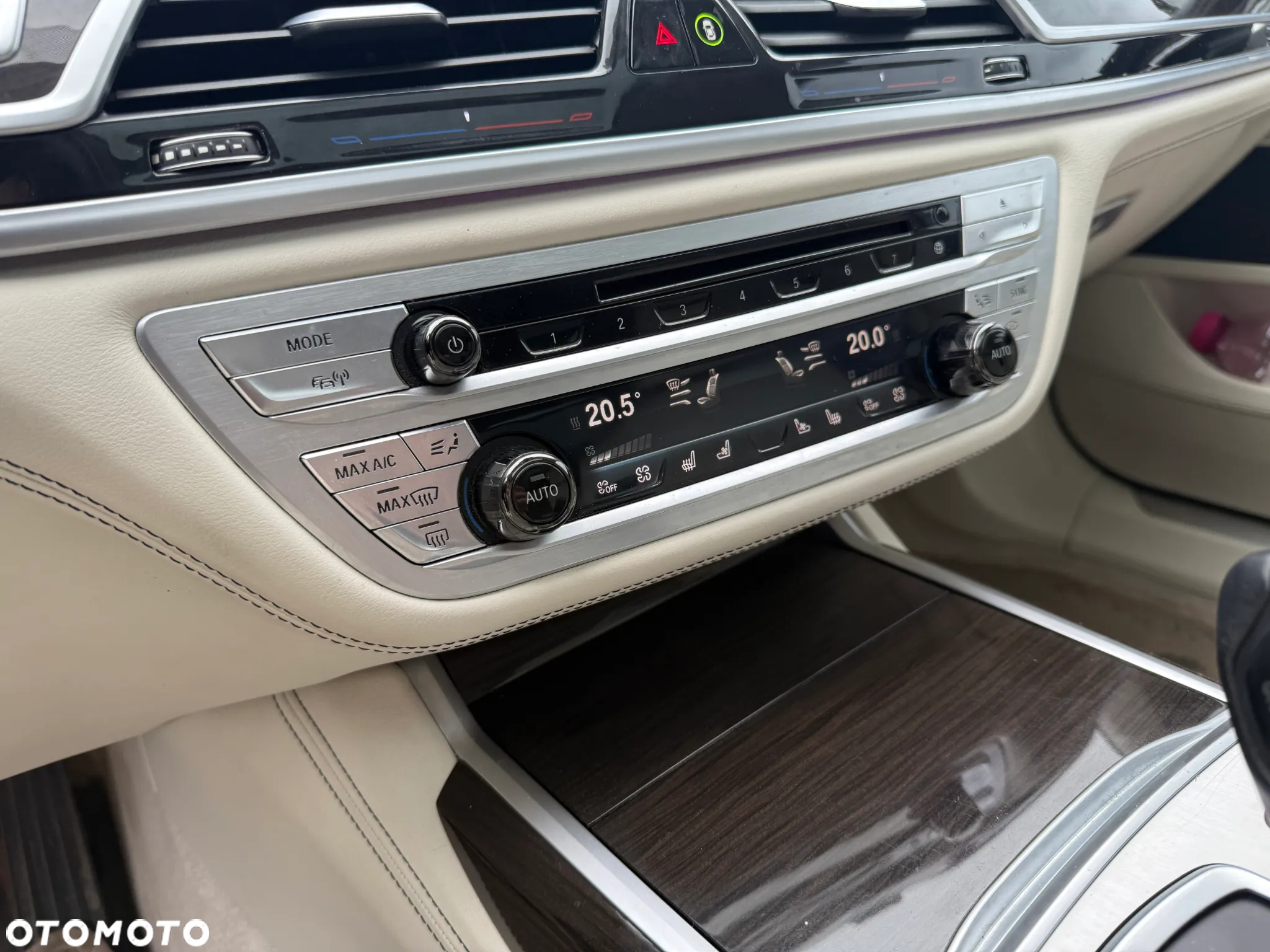 BMW Seria 7 750Ld xDrive - 9