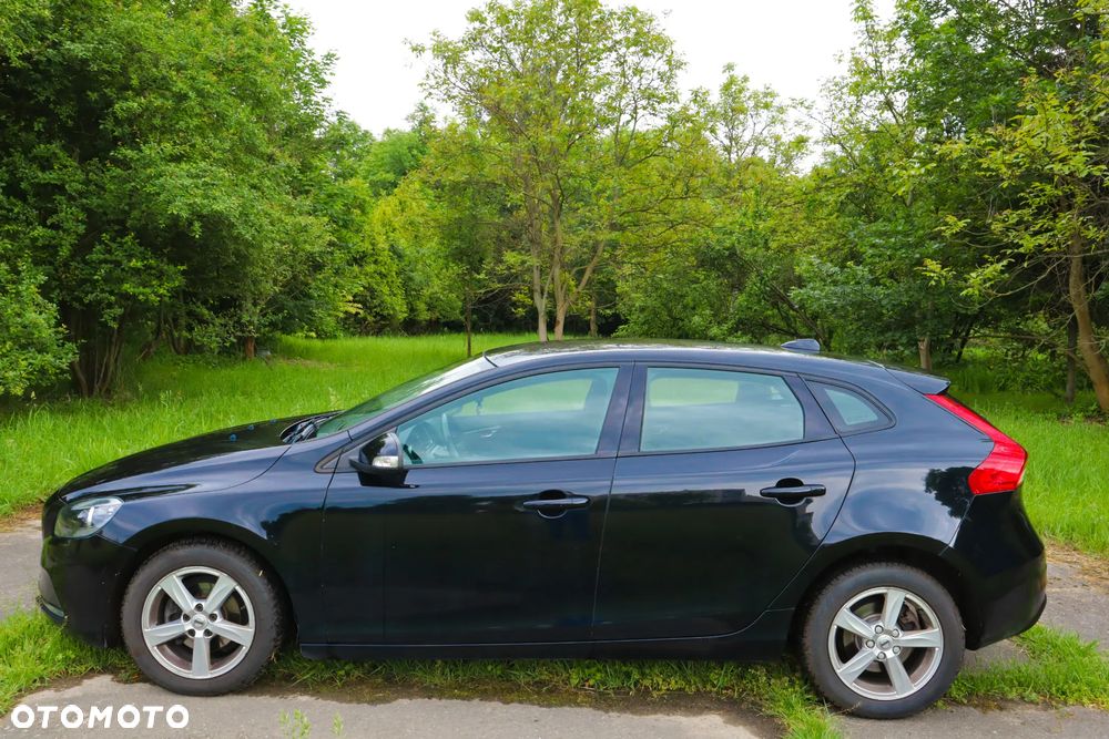 Volvo V40 D2 Kinetic - 14
