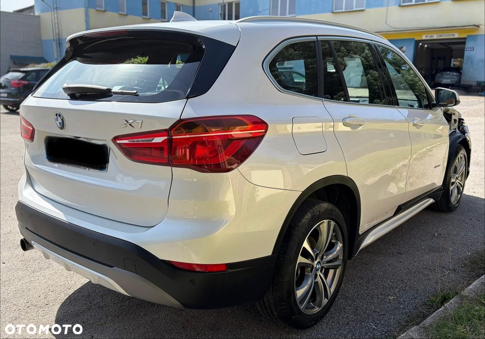 BMW X1 sDrive18d M Sport - 5