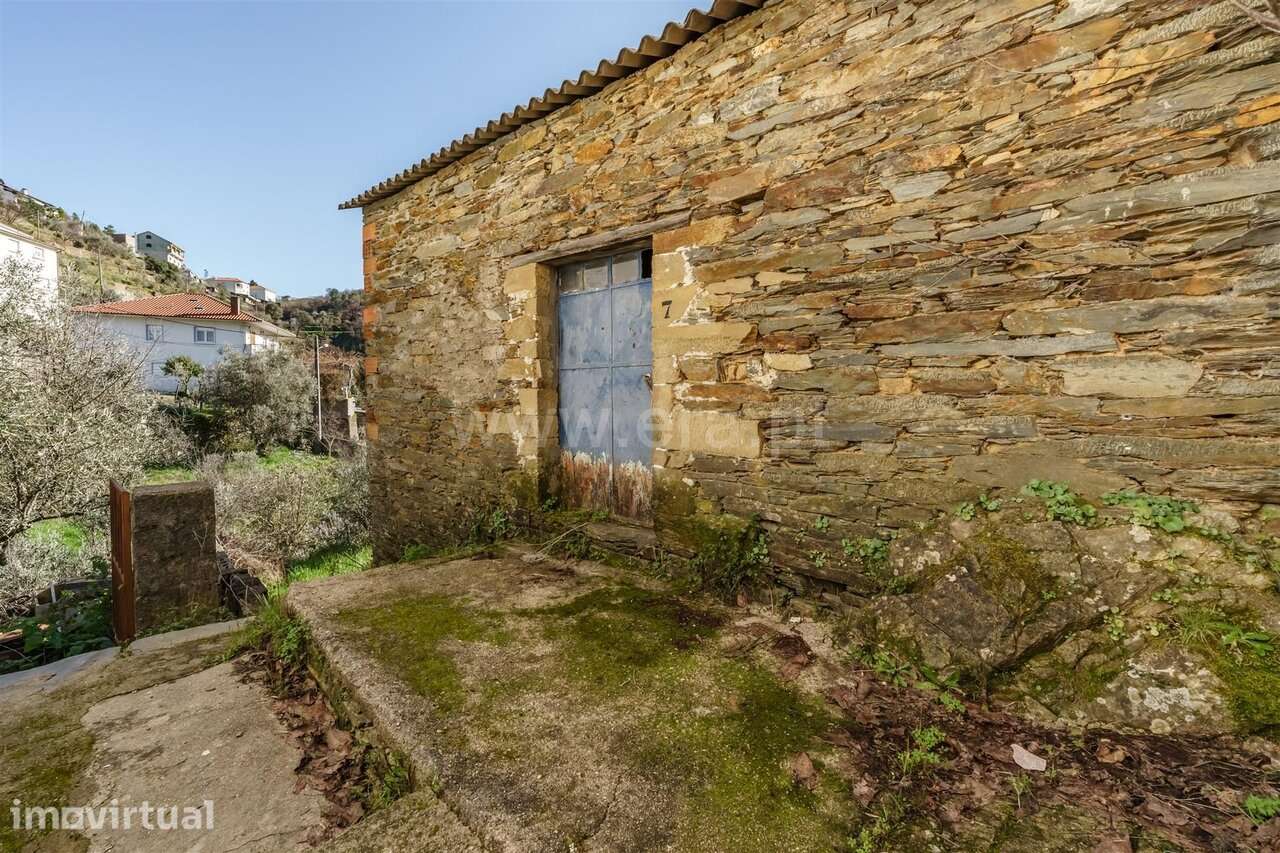 Moradia Rústica T3 / Covilhã, Sobral de São Miguel - Grande imagem: 2/20