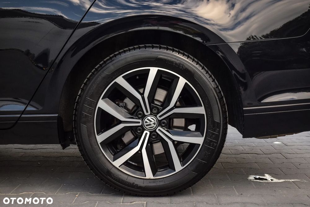 Volkswagen Passat 1.5 TSI EVO Elegance DSG - 38