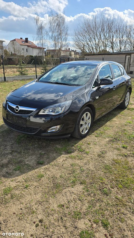 Opel Astra 1.4 Turbo Innovation - 1