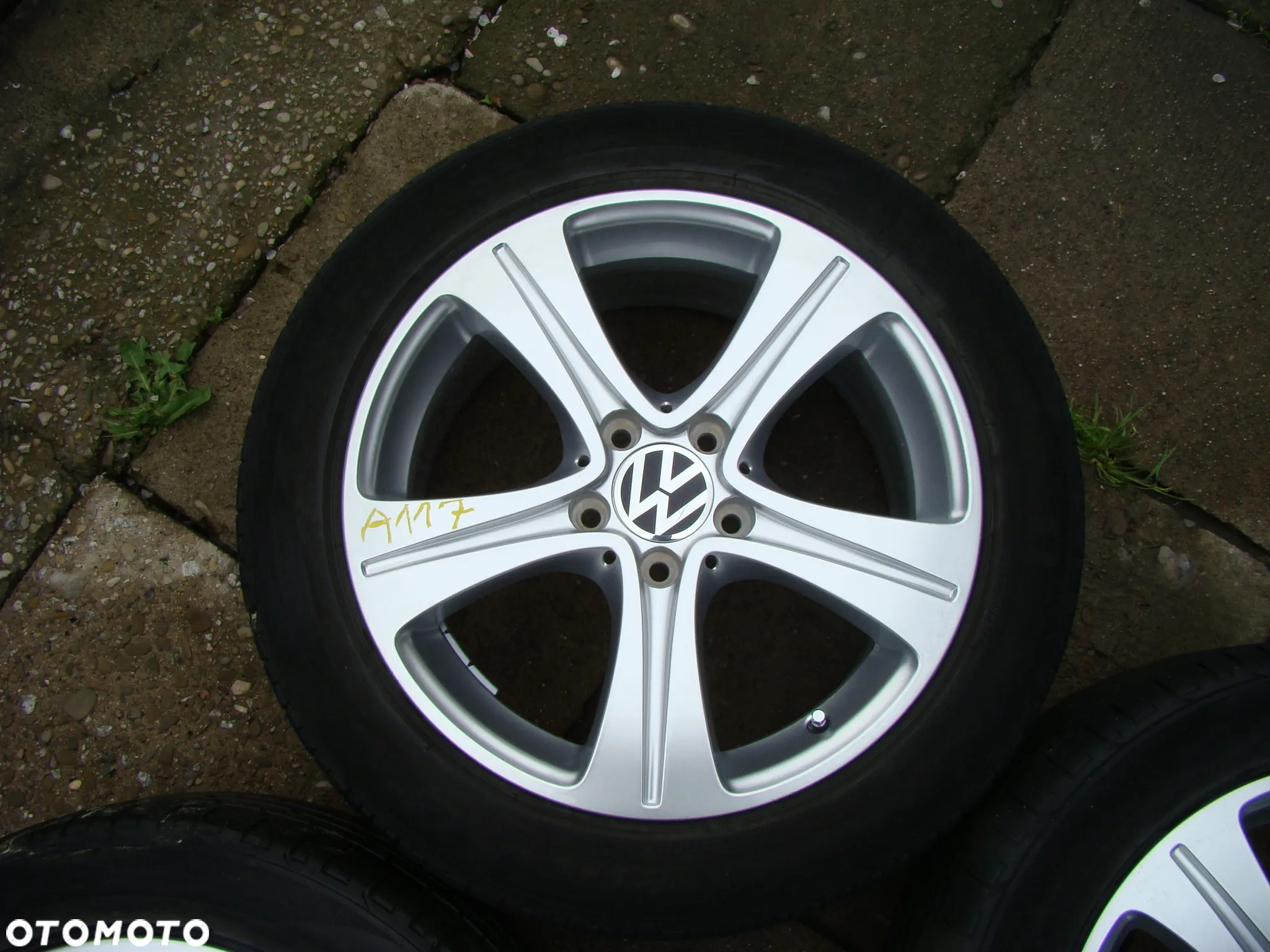 a117 5x112 VW T-Roc Passat B7 B8 Beetle Jetta Touran Caddy 7,5jx17 lato 225/50 - 4