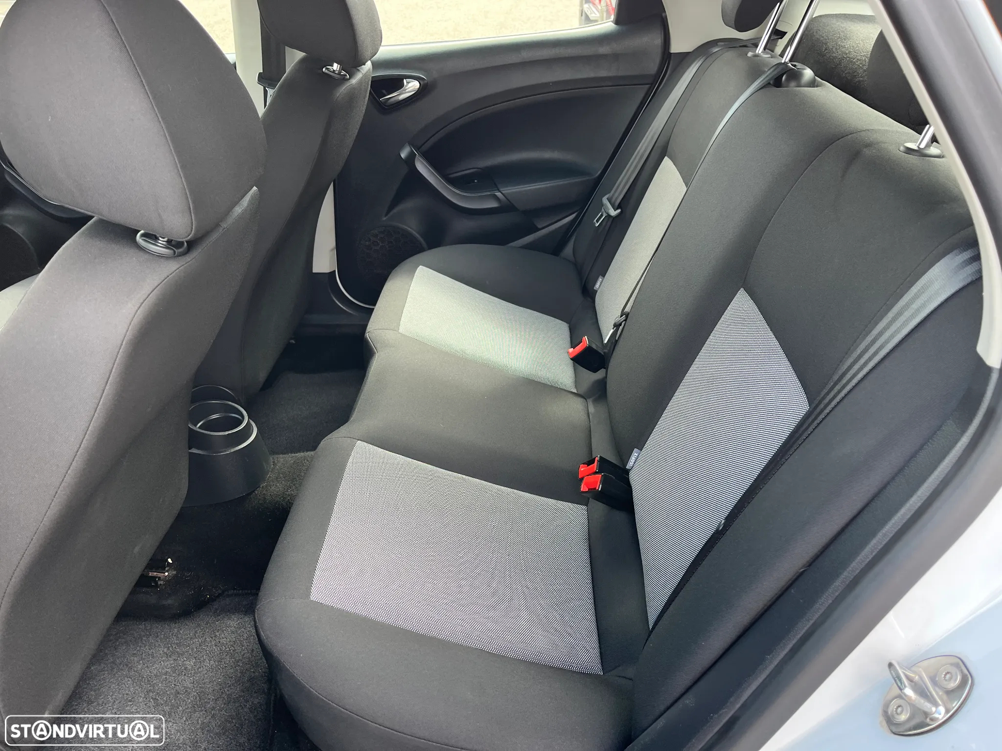 SEAT Ibiza 1.0 Reference - 10