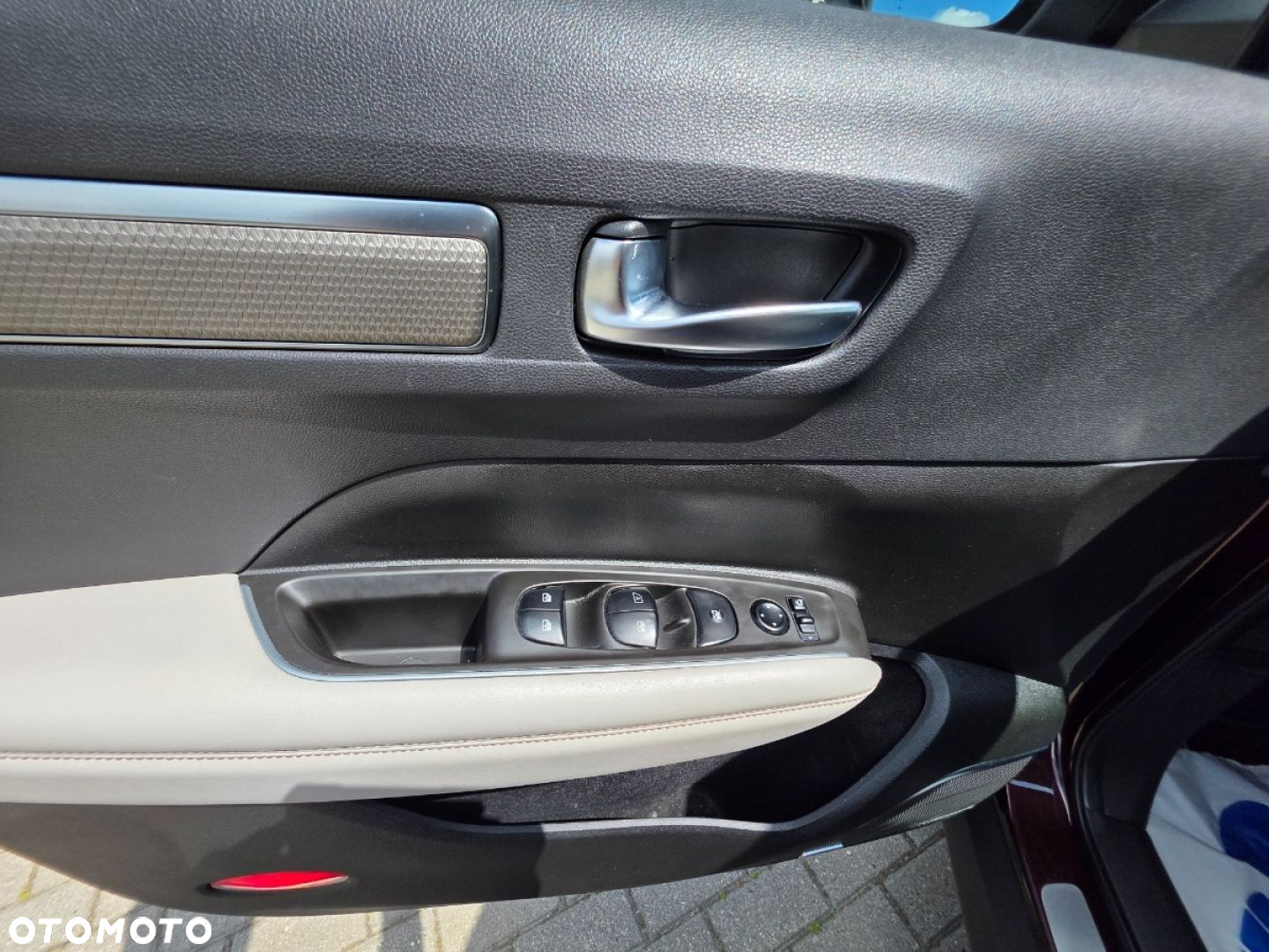 Renault Koleos - 12