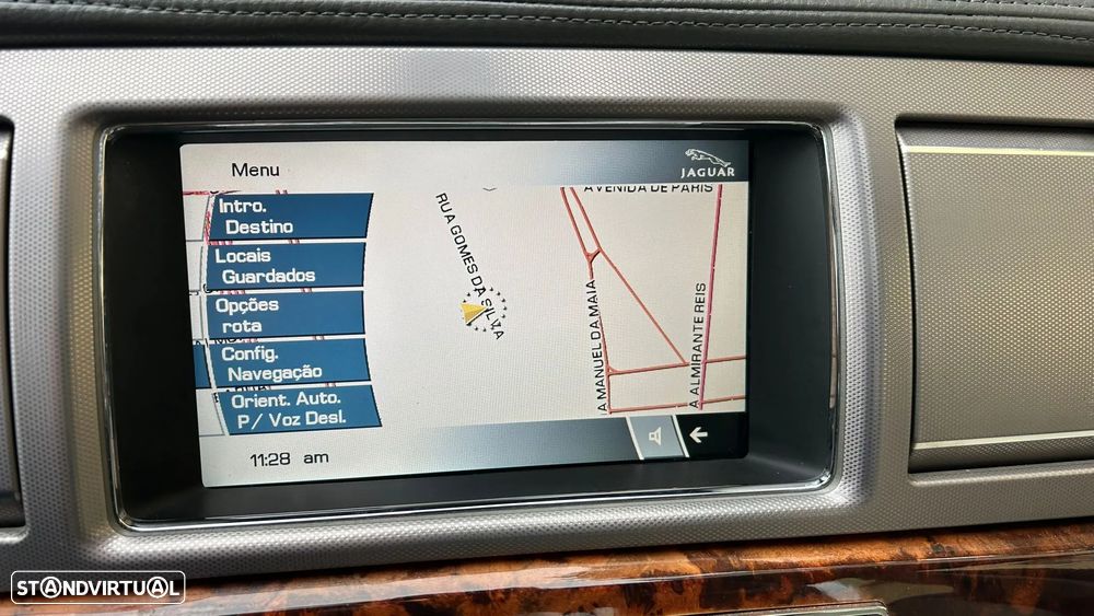 Jaguar XF 2.7 D V6 Premium Luxury - 22