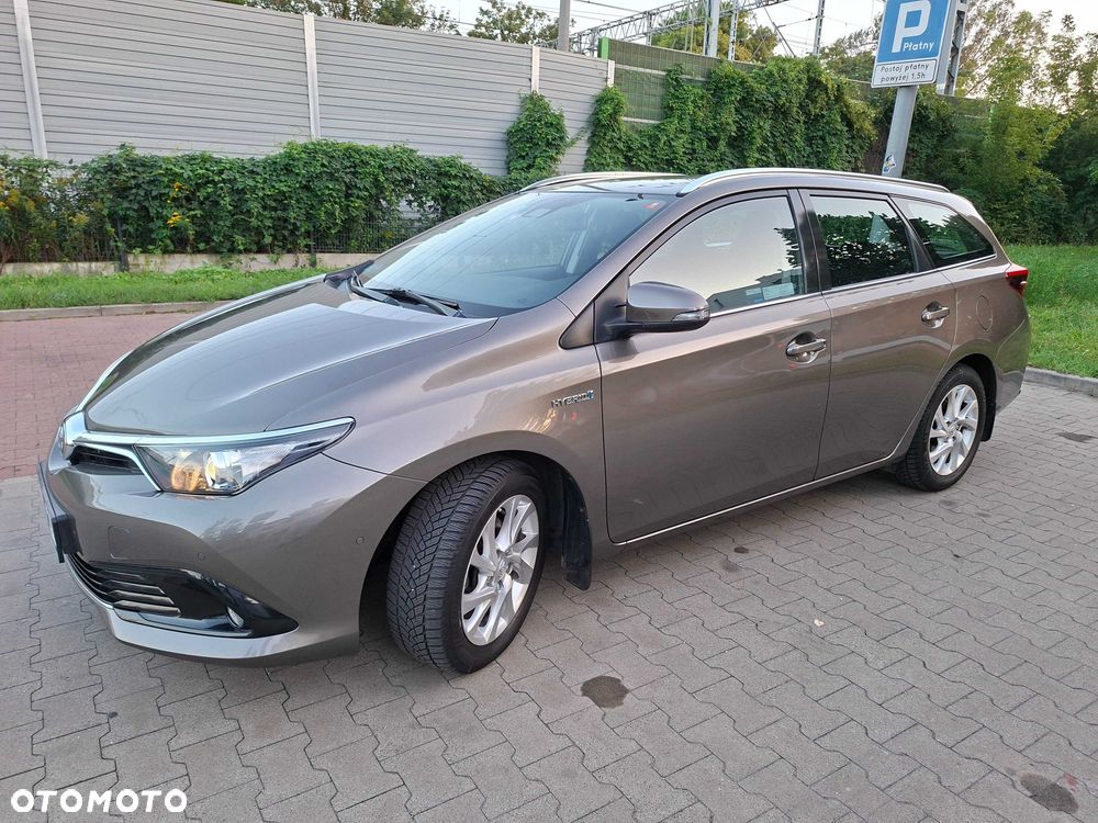 Toyota Auris - 5