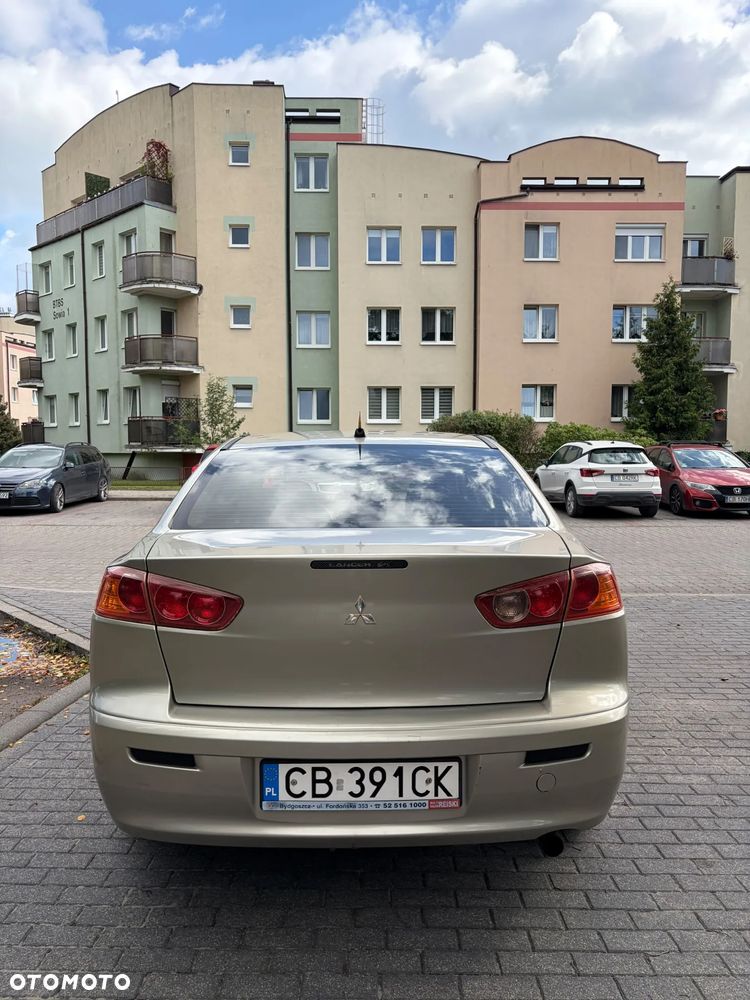 Mitsubishi Lancer 2.0 DID Instyle - 4