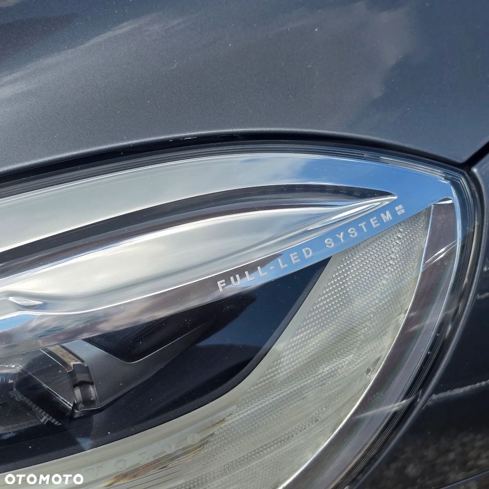 Volvo V40 D2 Drive-E Momentum - 33