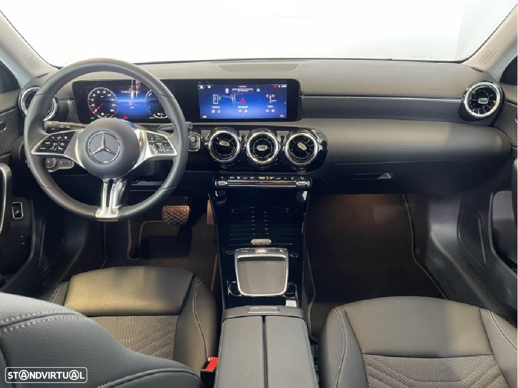 Mercedes-Benz A 250 e - 11