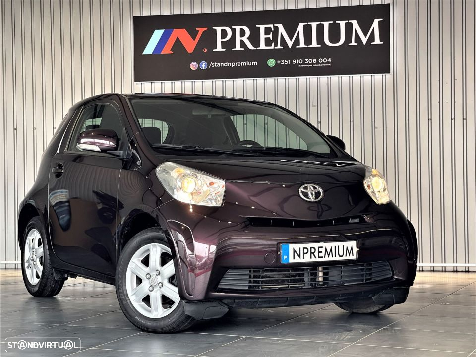 Toyota iQ - 9