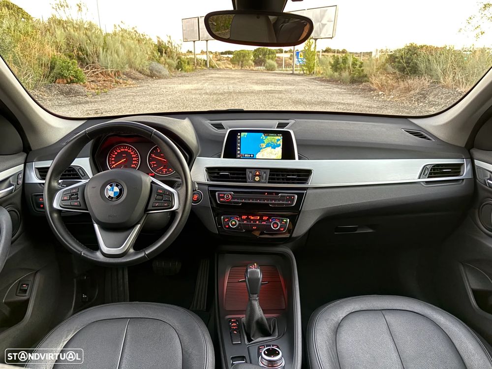 BMW X1 18 d sDrive Auto xLine - 4