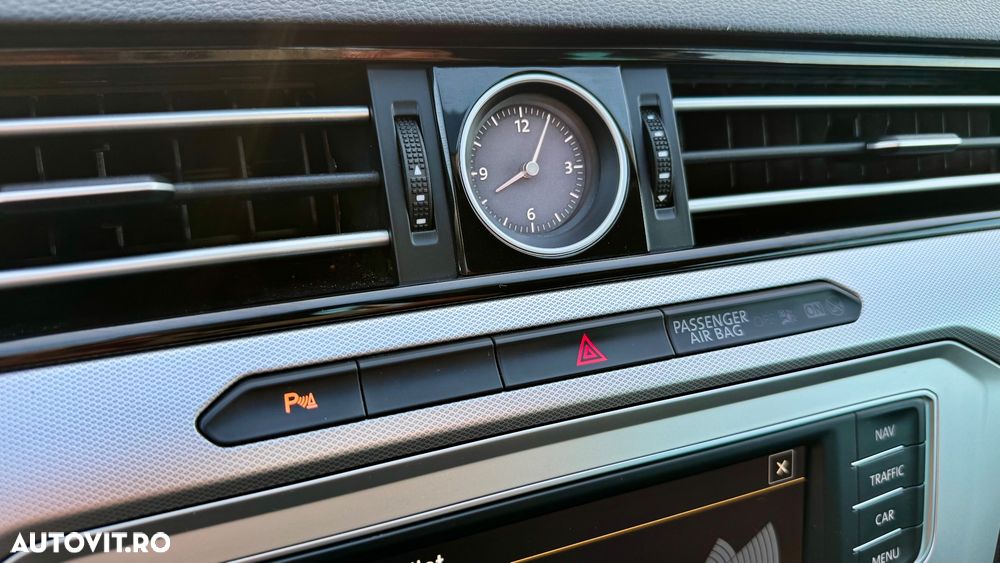 Volkswagen Passat 2.0 TDI DSG Comfortline - 16
