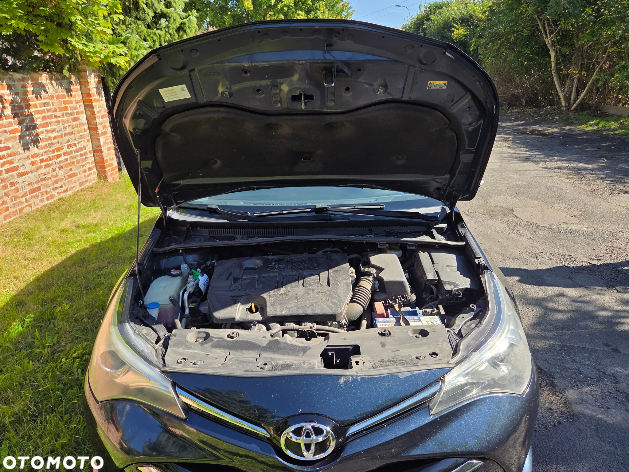 Toyota Avensis 1.8 Premium - 20