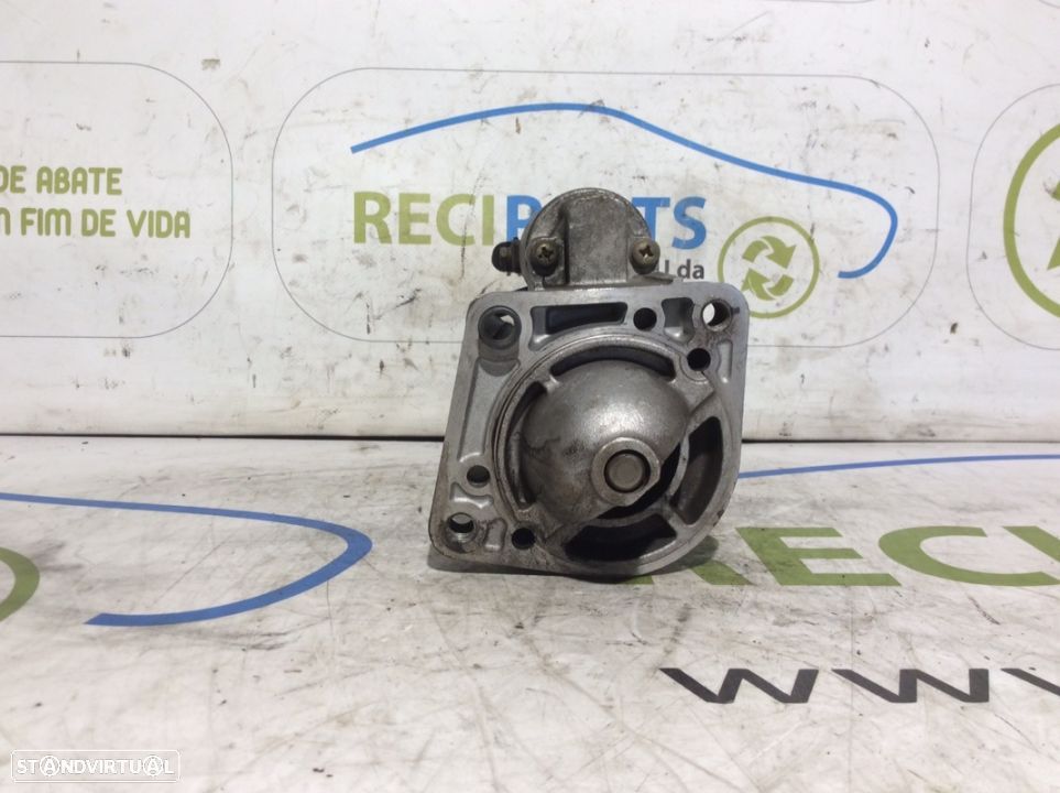 Motor de arranque Crysler Voyager - 2