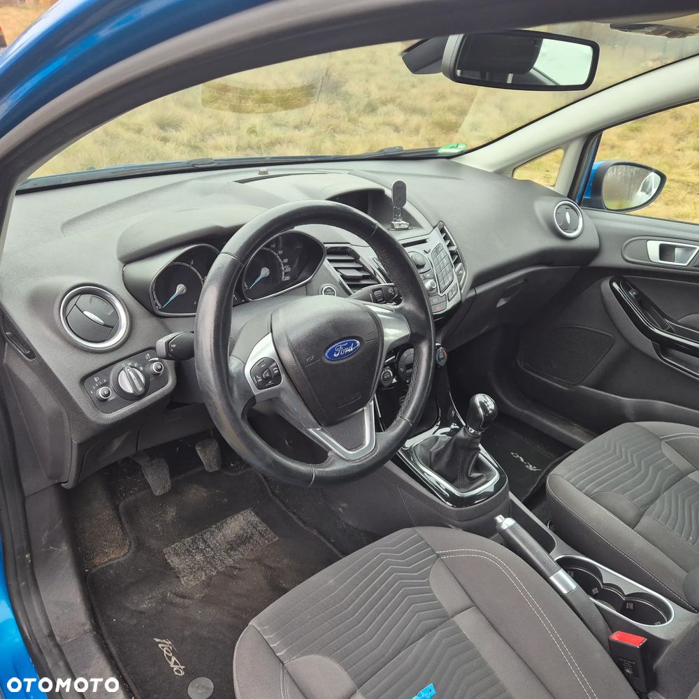 Ford Fiesta 1.6 TDCI SYNC Edition - 10