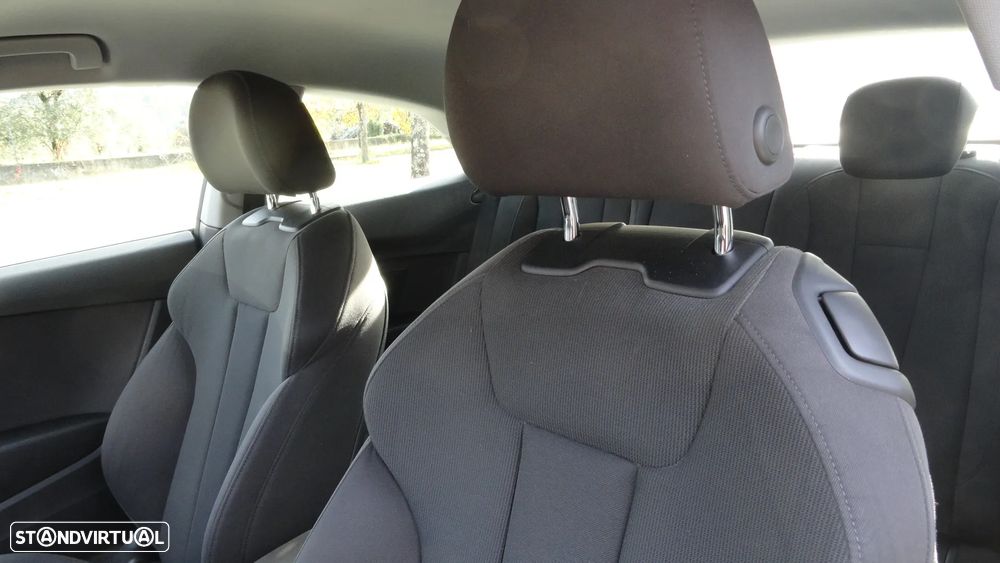 Audi A5 Coupe 2.0 TDI S tronic sport - 23