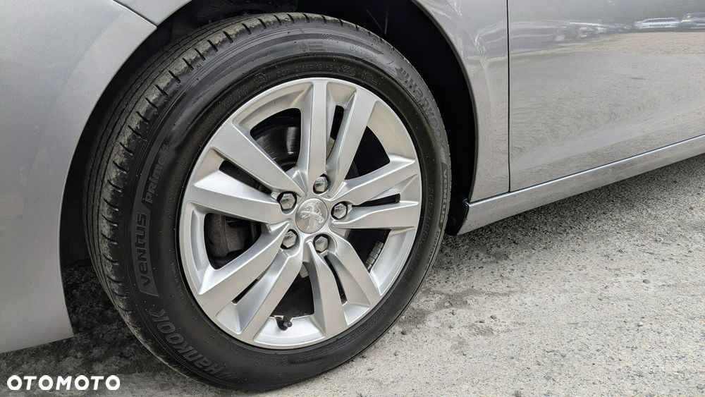 Peugeot 308 - 40