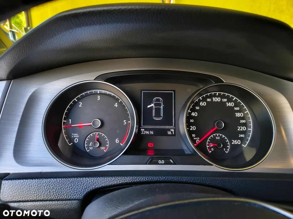 Volkswagen Golf 1.6 TDI Comfortline - 16