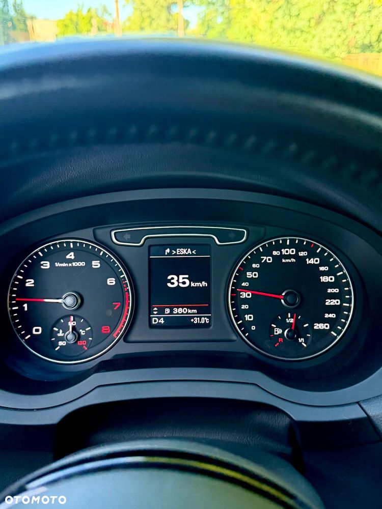Audi Q3 - 19