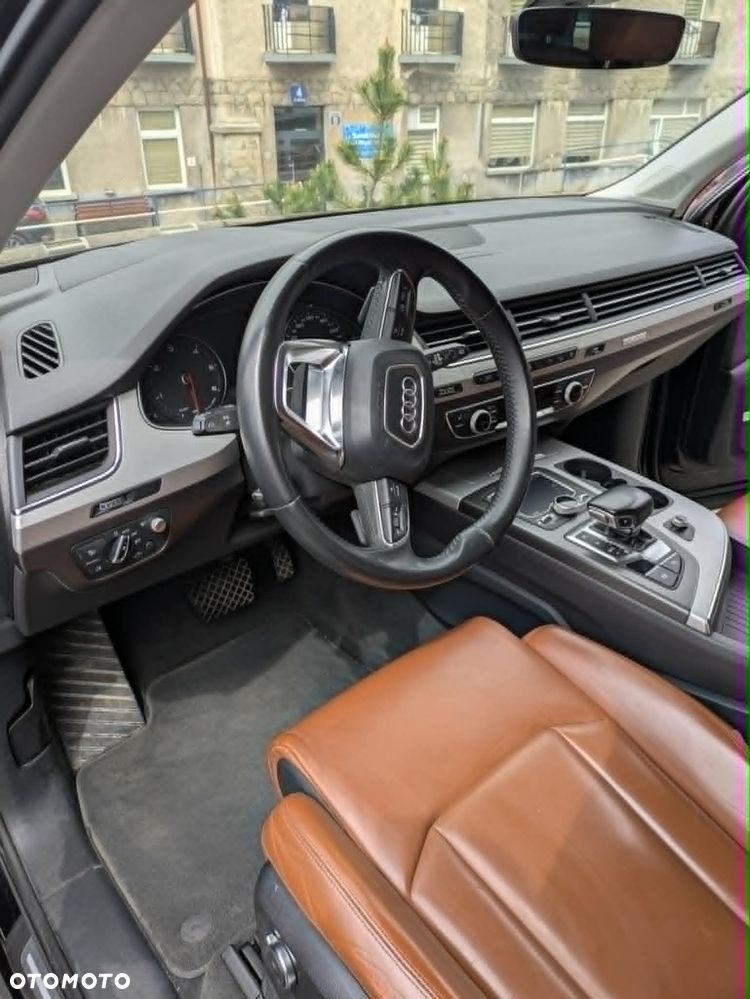 Audi Q7 - 4