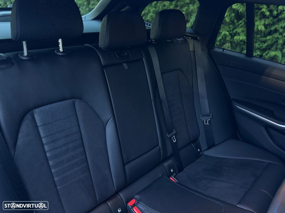 BMW 318 d Pack M Auto - 15