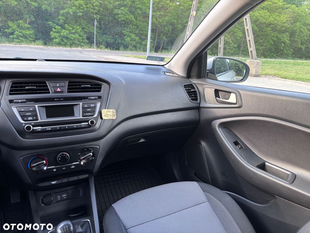Hyundai i20 1.2 Classic Plus - 16