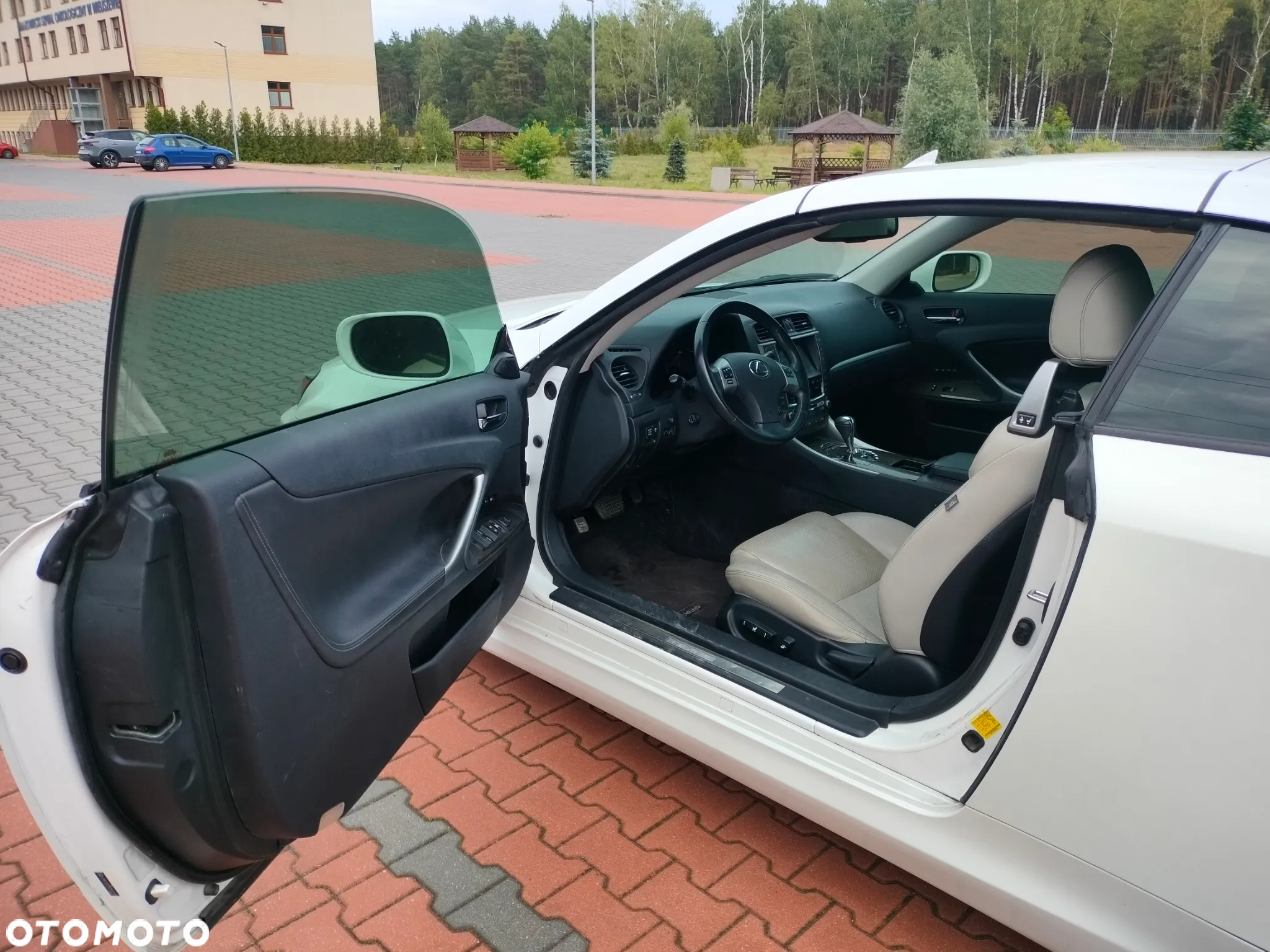 Lexus IS - 9