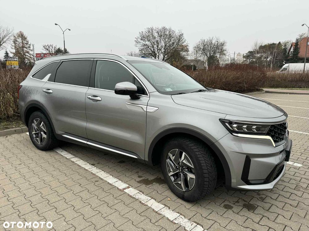 Kia Sorento 1.6 T-GDI HEV M 7os - 12