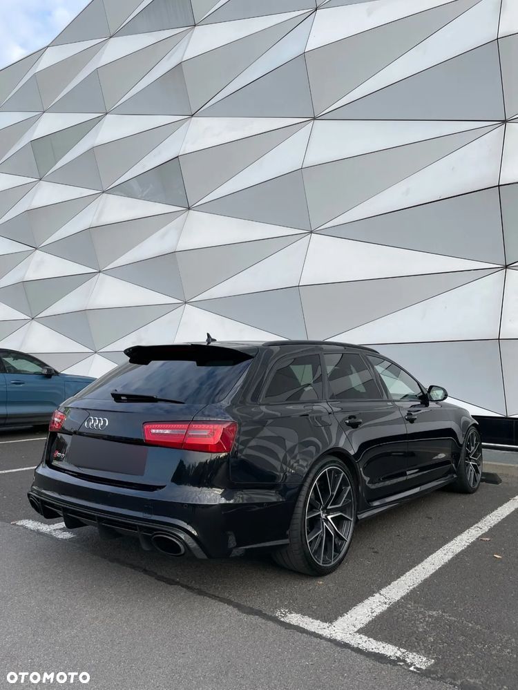 Audi RS6 Avant - 13