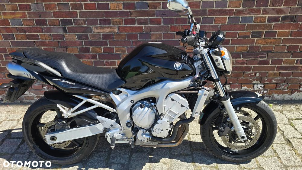 Yamaha FZ6 - 25