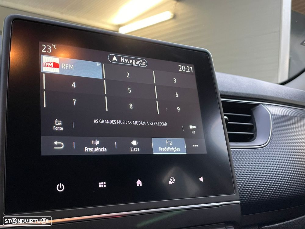 Renault Arkana 1.6 E-Tech Business - 21