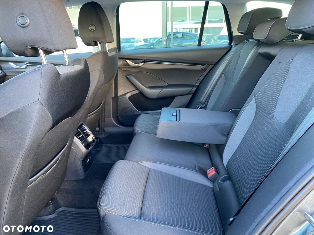 Skoda Octavia 1.5 TSI Selection - 13