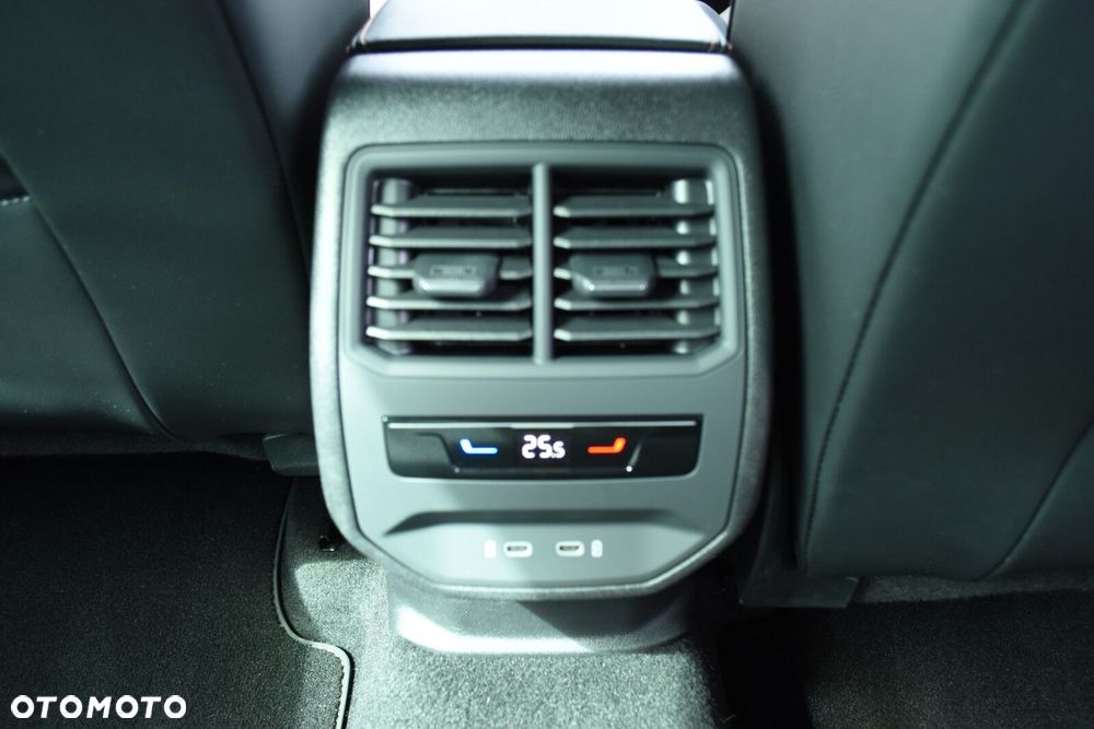 Cupra Formentor 1.5 eTSI mHEV DSG - 33