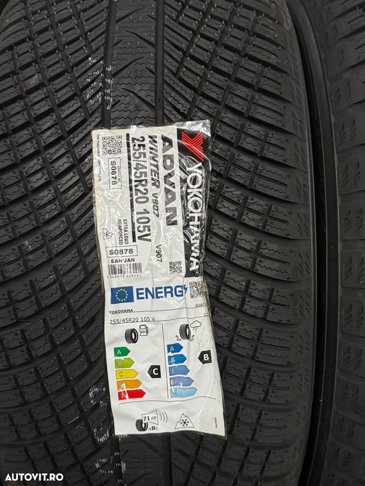 Vând 4 anvelope 255/45/20 Yokohama de iarnă noi - 2