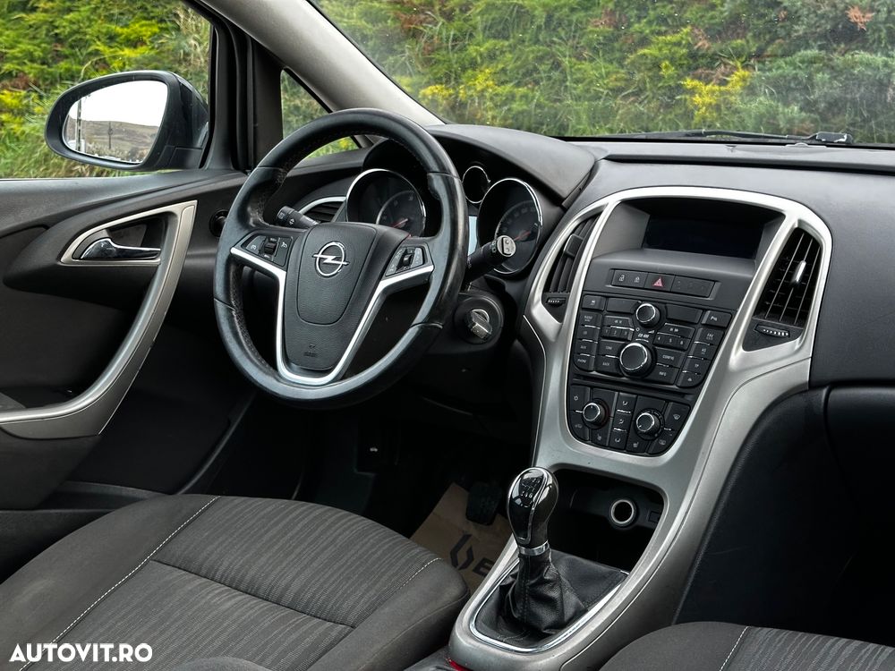 Opel Astra 1.7 CDTI ECOTEC - 9