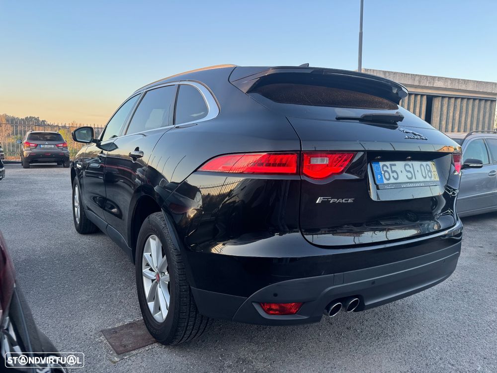 Jaguar F-Pace 2.0 i4D Prestige AWD - 31