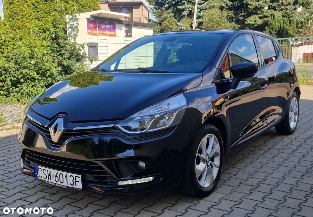 Renault Clio 1.2 16V Limited Plus - 4