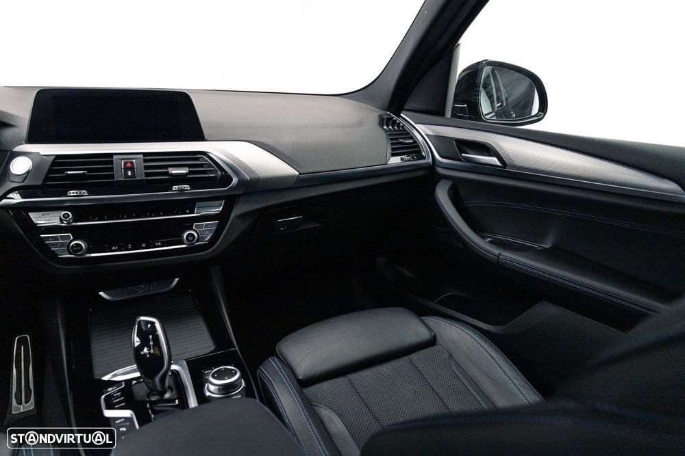 BMW X3 30 e xDrive Pack M - 18