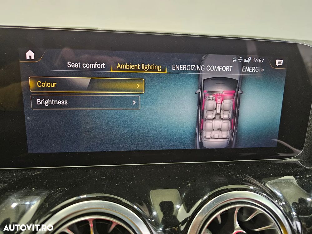 Mercedes-Benz GLA 250 4MATIC Aut. - 26