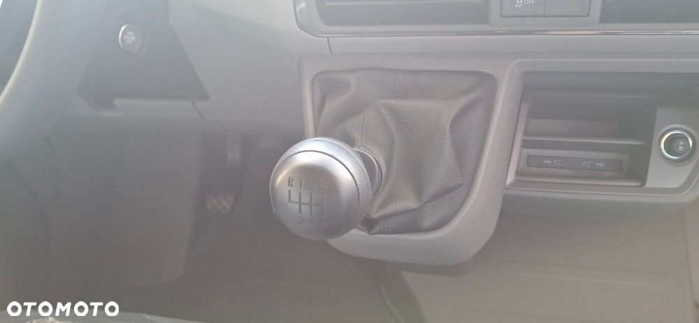 Volkswagen Crafter Skrzyniowy - 33