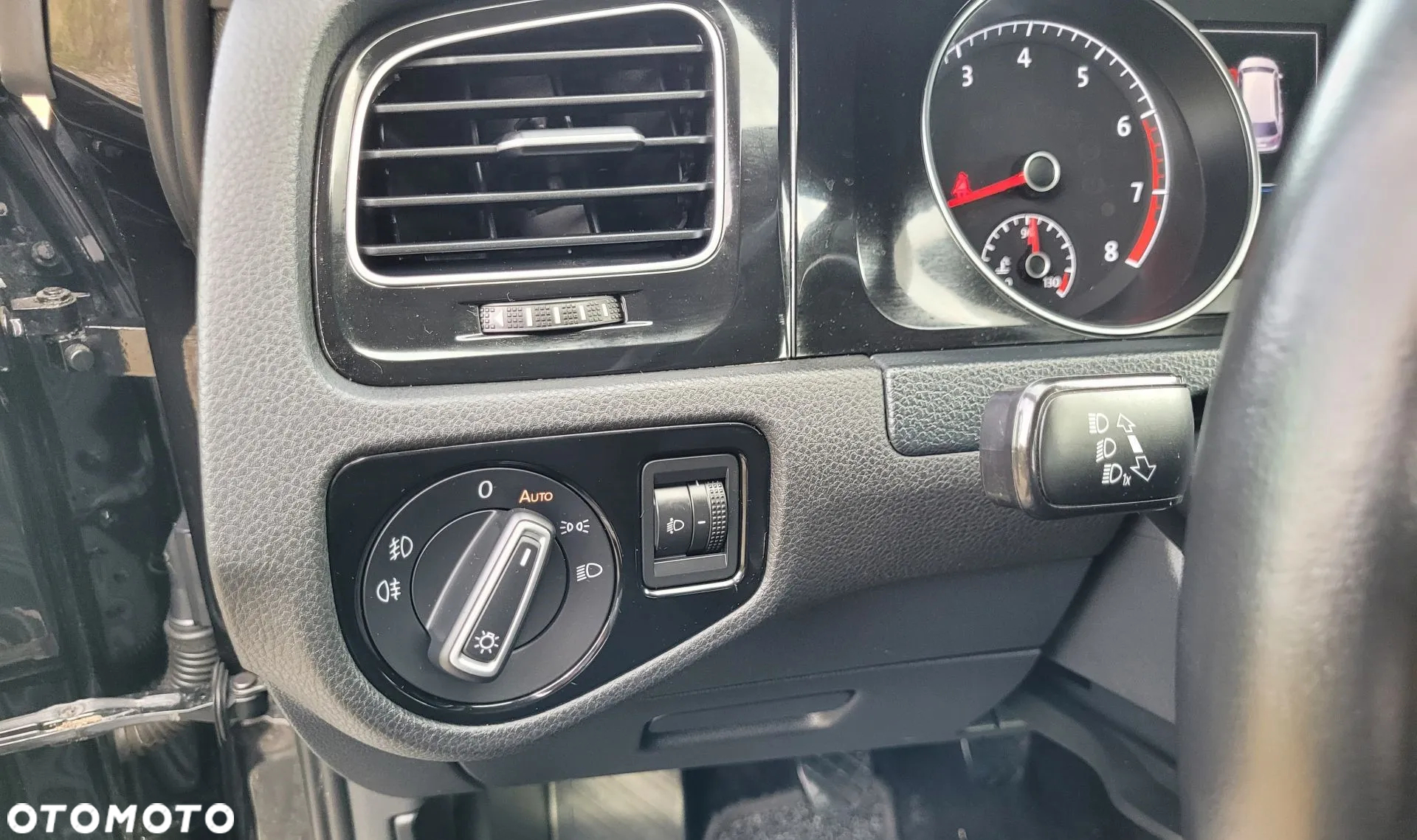Volkswagen Golf 1.4 TSI BlueMotion Technology Highline - 26