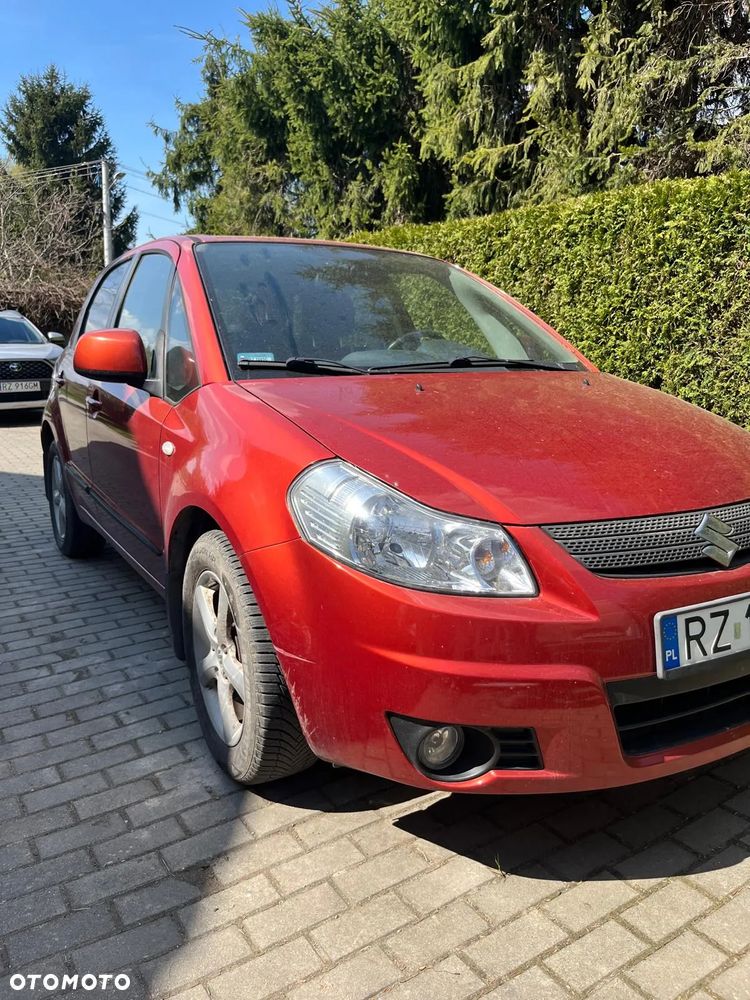 Suzuki SX4 1.6 GLX / Comfort - 1