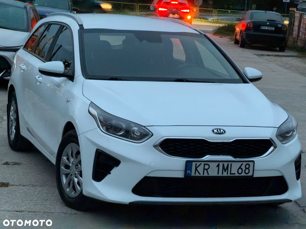 Kia Ceed 1.6 CRDi SCR M - 3