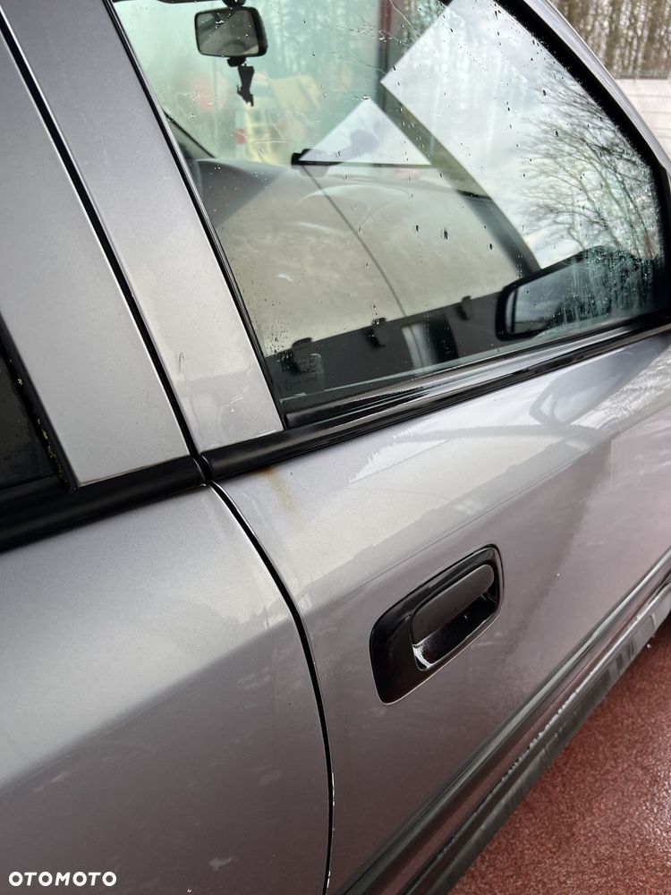 Opel Astra 1.6 Start - 26