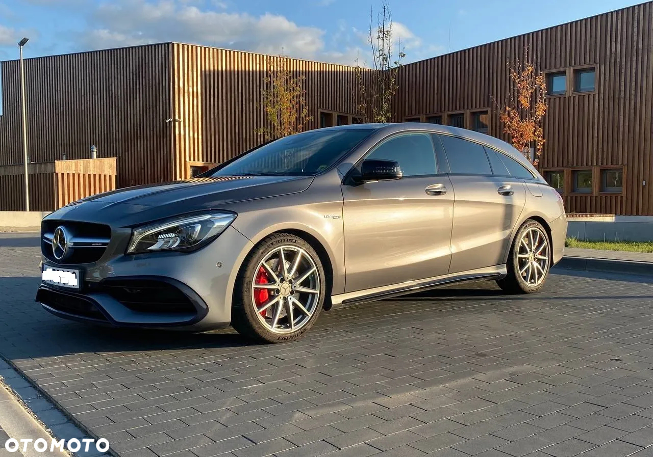Mercedes-Benz CLA AMG 45 4-Matic - 4
